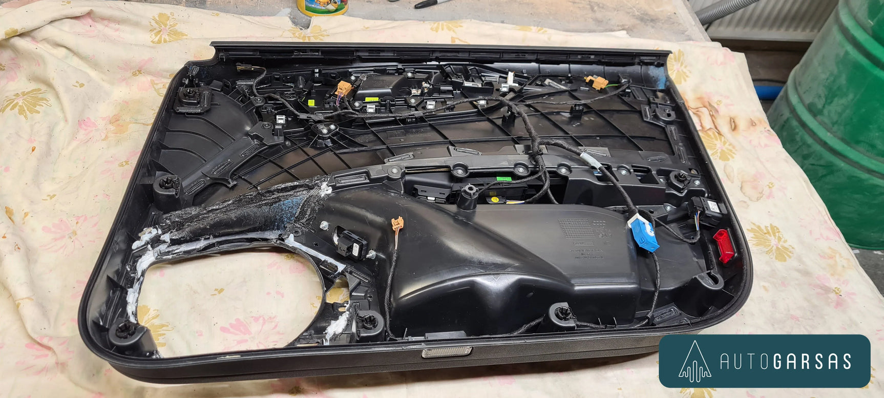 Audi A4 High End lygio DSP garso sistema