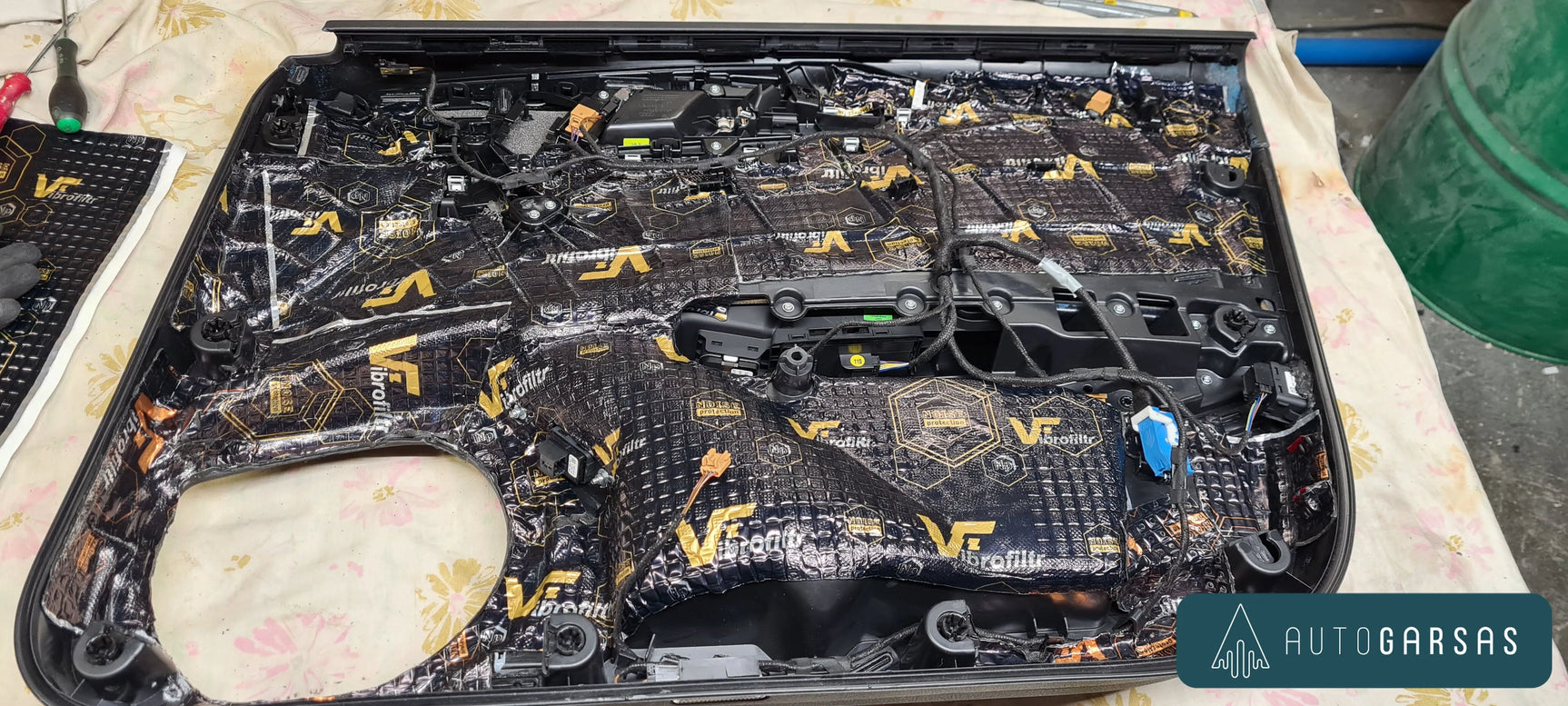 Audi A4 High End lygio DSP garso sistema