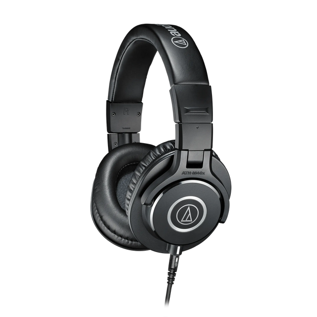 Audio-Technica ATH-M40X, Over-Ear profesionalios studijinės monitorinės ausinės