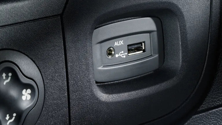 Audio USB, AUX, SD adapteriai pagal modelius