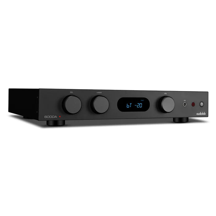 Audiolab 6000A MKII, integruotas stereo garso stiprintuvas - Priekinė panelė su valdymo mygtukais ir ekranėliu