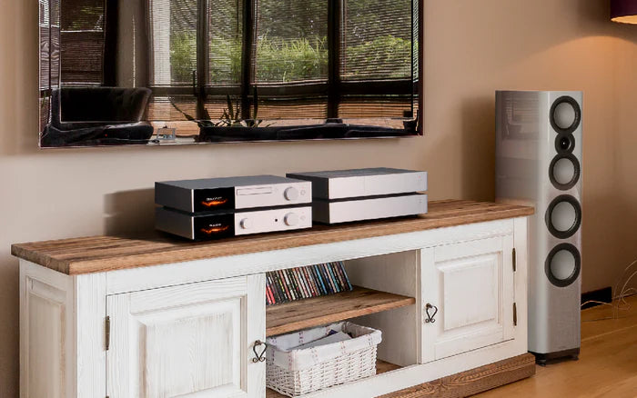 Audiolab 9000Q, pradinis stiprintuvas