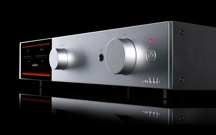 Audiolab 9000Q, pradinis stiprintuvas