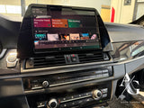 Autogarso Demo automobilis BMW F10 (nuolat tobulinamas) - Didelis lietimui jautrus ekranas automobilio salone