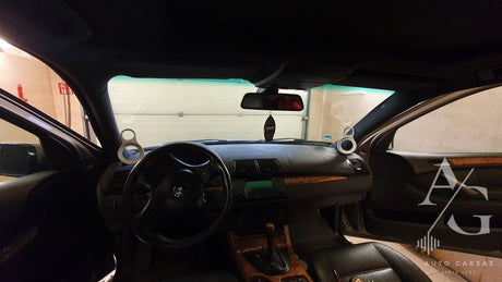 BMW X5, garso aparatūra ir garso izoliacija