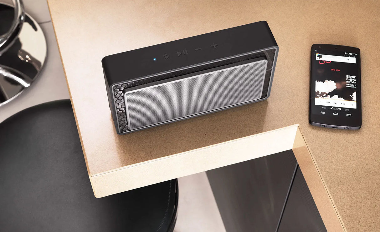 Belaidė garso kolonėlė Bowers & Wilkins T7 su Bluetooth