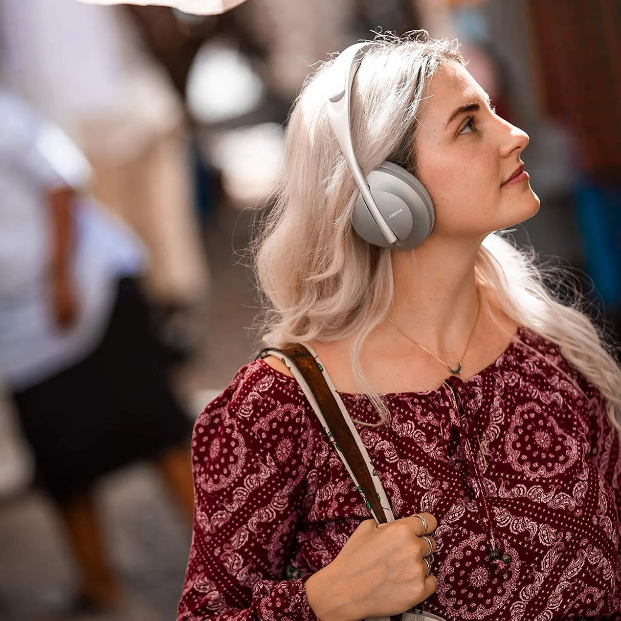 Bose 700, Over-Ear belaidės ausinės su triukšmo slopinimo funkcija