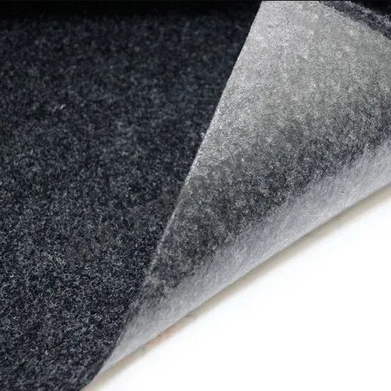 COMFORT MAT CARPET BLACK, Juodas kilimas su klijais garsiakalbių dėžėm