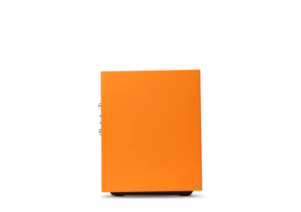 Cambridge Audio L/R S, aktyvios lentyninės garso kolonėlės