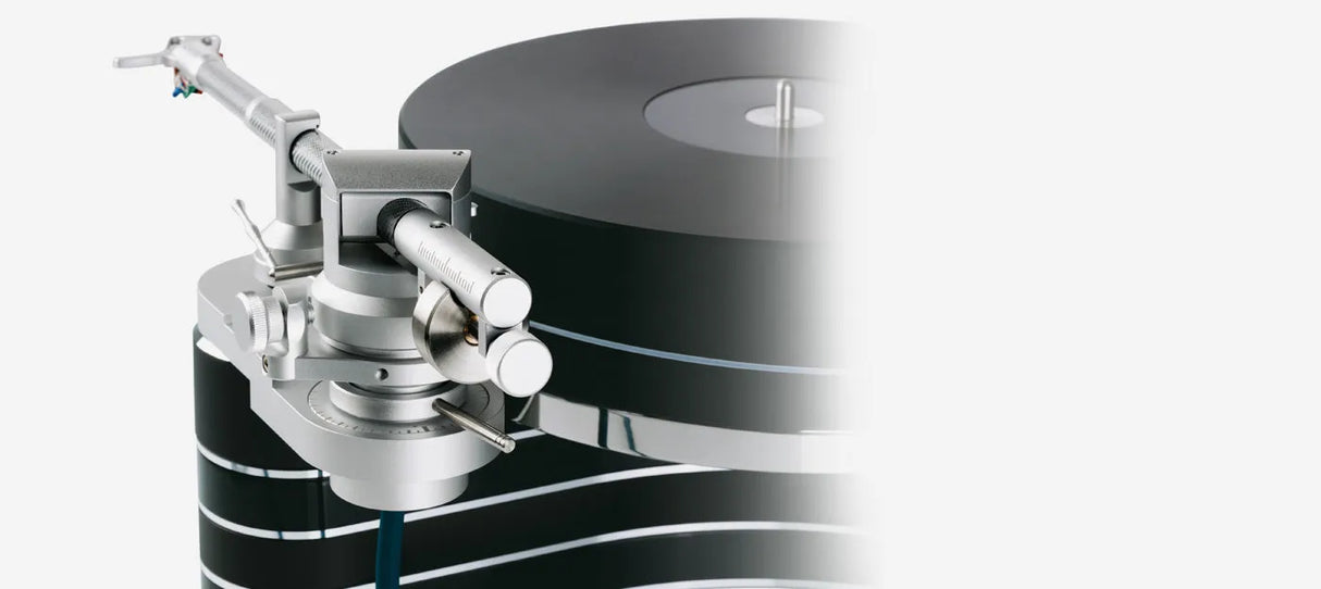 Clearaudio Innovation, patefonas (įvairių spalvų)