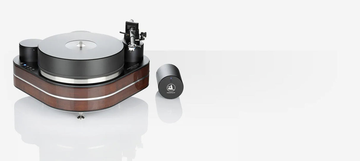 Clearaudio Master Jubilee, patefonas - medinis korpusas ir atskiras maitinimo blokas