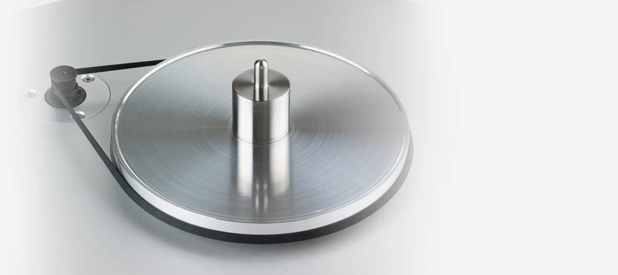 Clearaudio Ovation, patefonas - Diskinis variklis su dirželiu