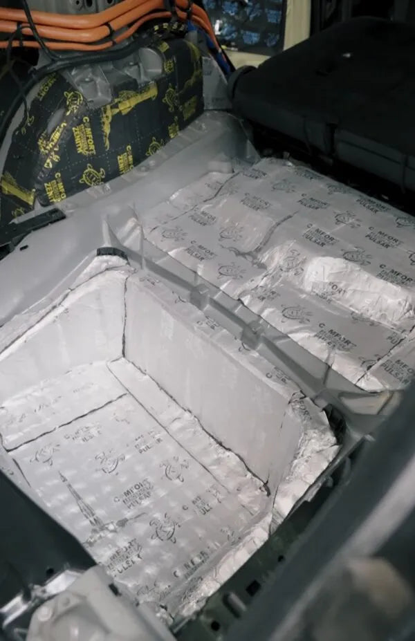 Comfort Mat AEROSPACE PULSAR, 5mm vibro izoliacija (0.5x0.32m) - automobilio salono grindų izoliacija su logotipais
