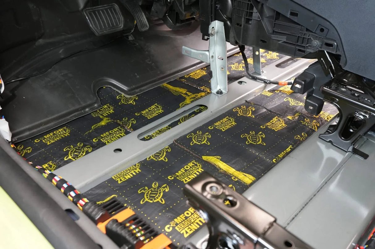 Comfort Mat AEROSPACE ZENITH, 9mm vibro izoliacija (0.48x0.32m) - Vėžlių raštas ant juodos izoliacijos