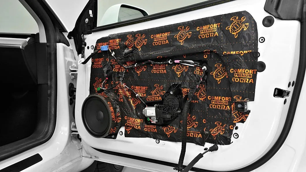 Comfort Mat COBRA, 2.3mm vibro izoliacija (0.5x0.7m) - durų apmušalas su garso izoliacija ir garsiakalbiu