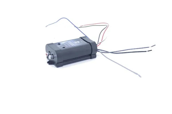 Connects2 CTLOC20, Hi-Lo adapteris su stiprintuvo paleidimo laidu