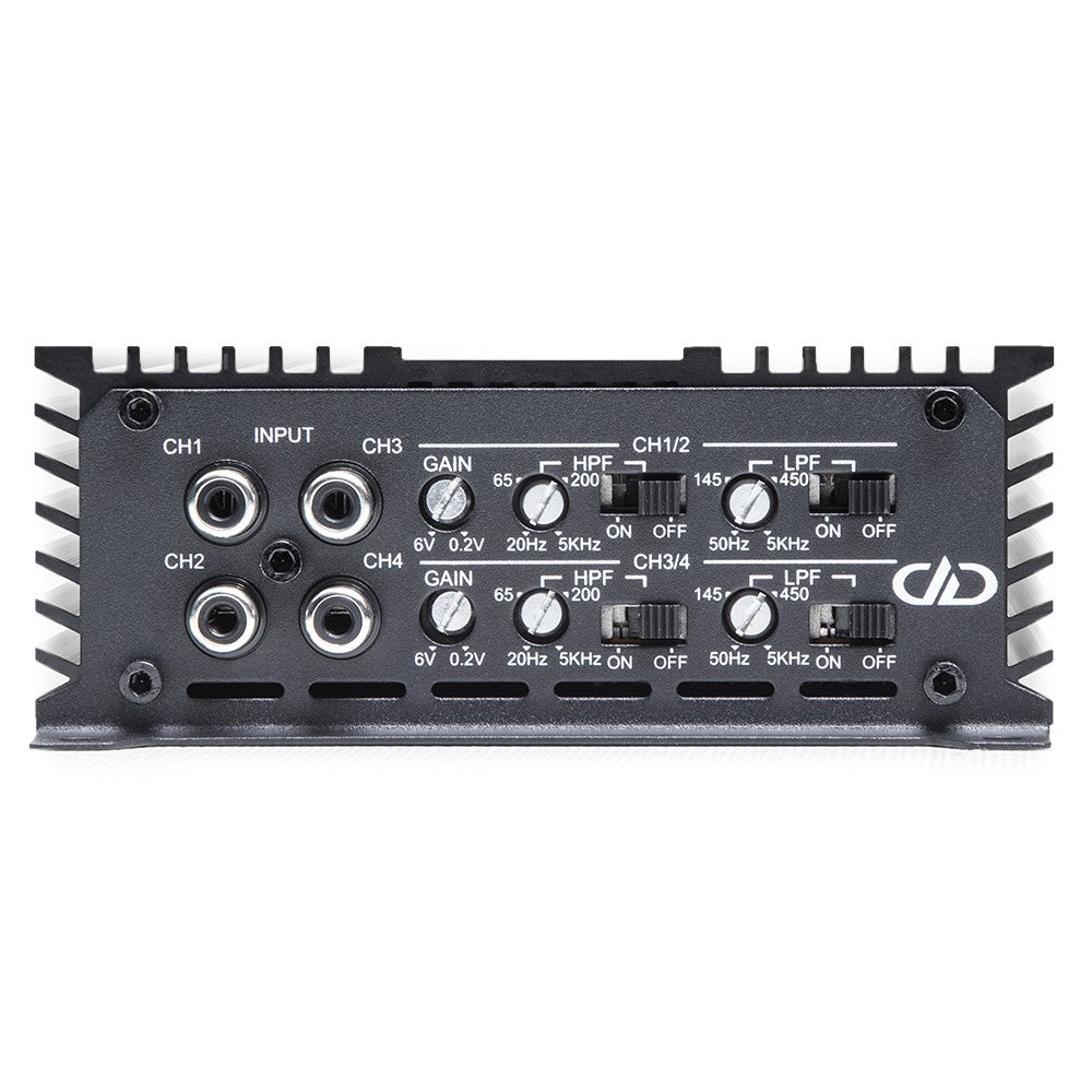 DD Audio D4.100 - galinė panelė su jungtimis ir valdikliais