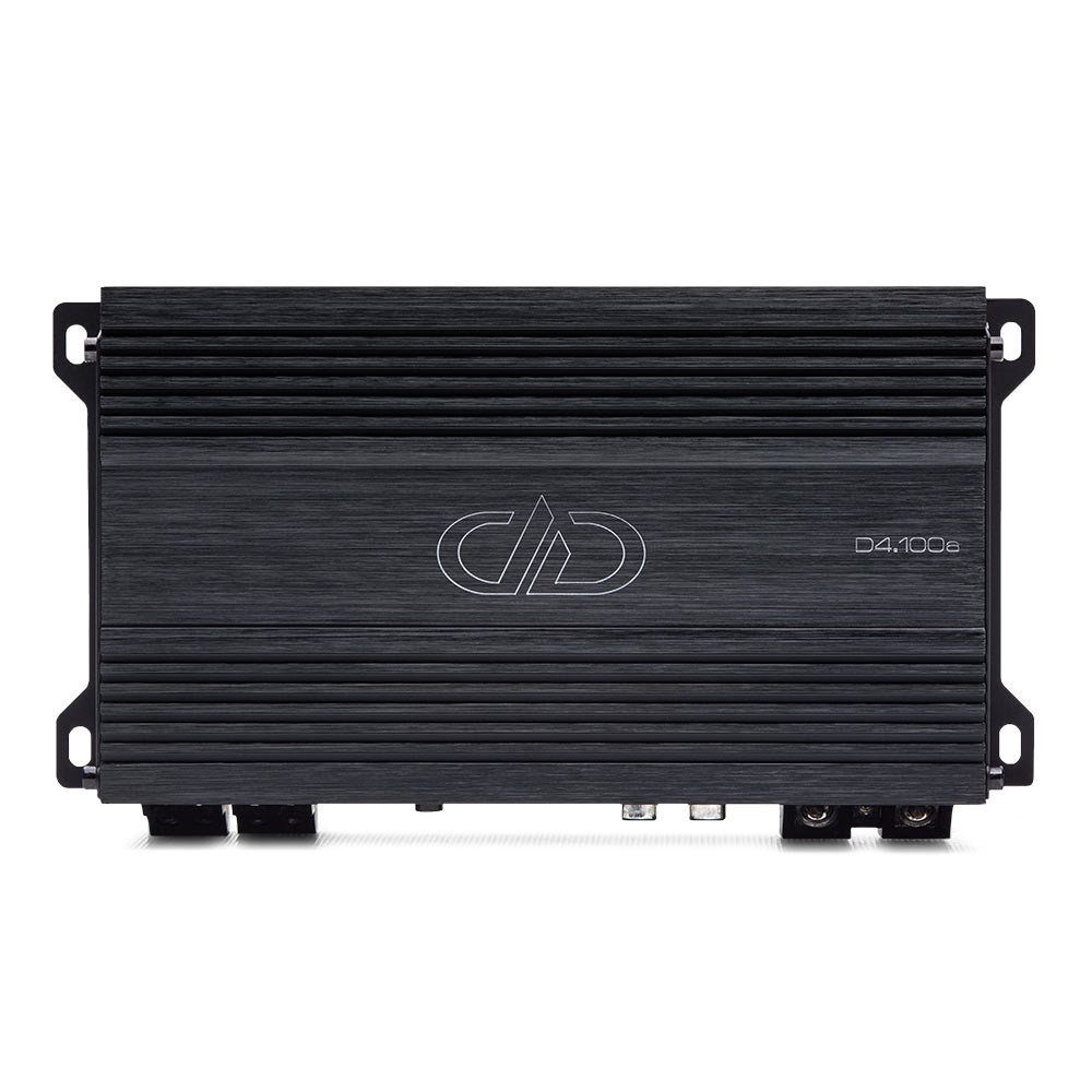 DD Audio D4.100a - galinė panelė su jungtimis ir modeliu