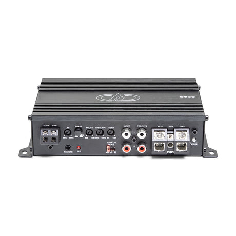 DD Audio D600 - galinė panelė su jungtimis ir valdymo elementais