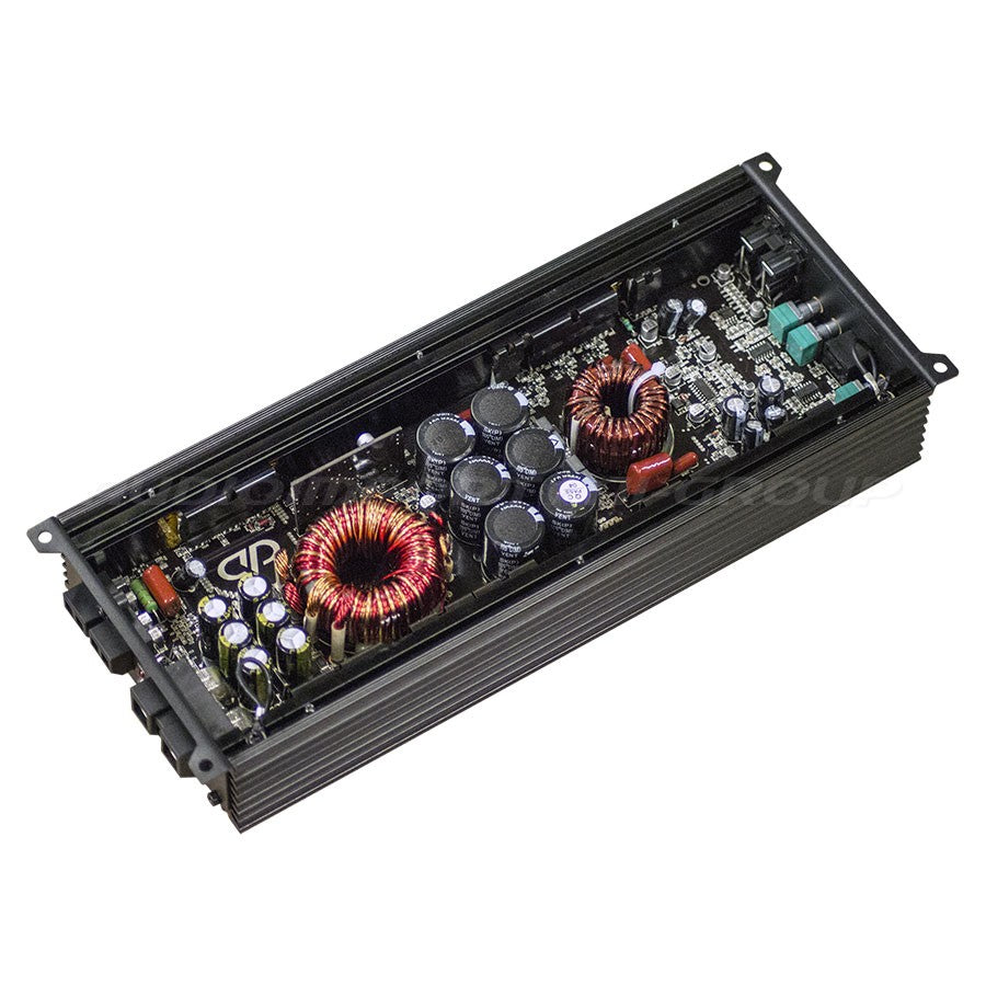 DD Audio DM1000a - vidinė dalis su transformatoriais ir kondensatoriais