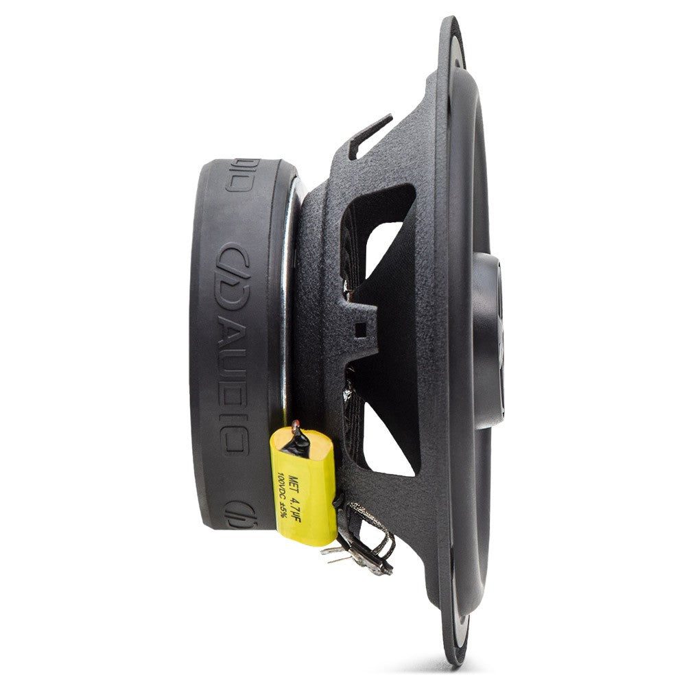 DD Audio DX6.5a - Šoninis vaizdas su kondensatoriumi