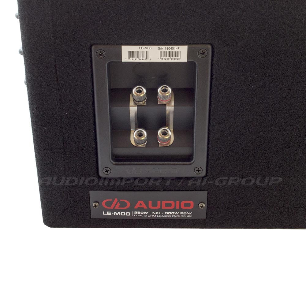 DD Audio LE-M08d - Galinė panelė su jungtimis ir etiketėmis