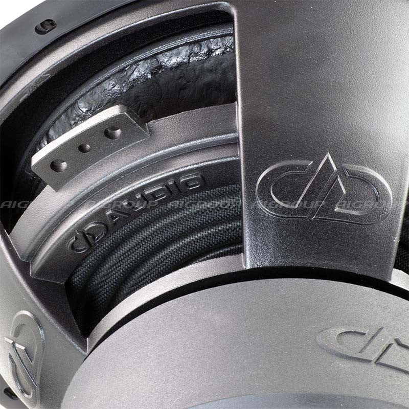 DD Audio Redline 612e D2 - detalus vaizdas su logotipais ir tvirtinimo detalėmis
