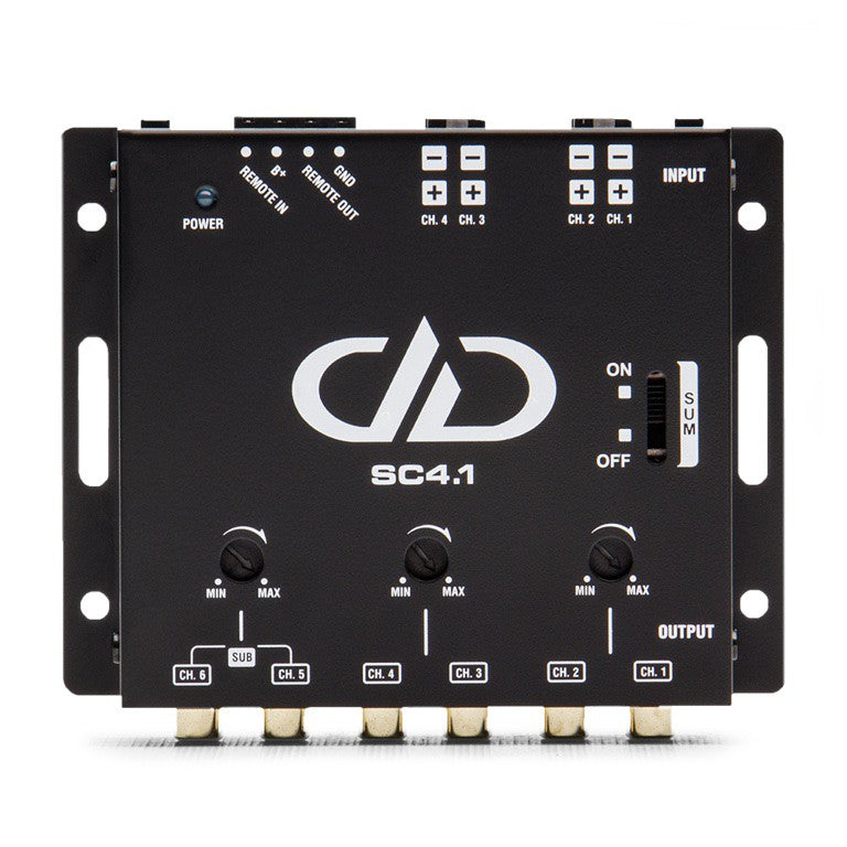 DD Audio SC4.1 4-kanalinis linijamuonis - Išėjimo jungtys ir valdymo rankenėlės