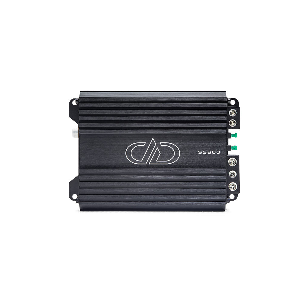 DD Audio SS600 - šoninis vaizdas su jungtimis