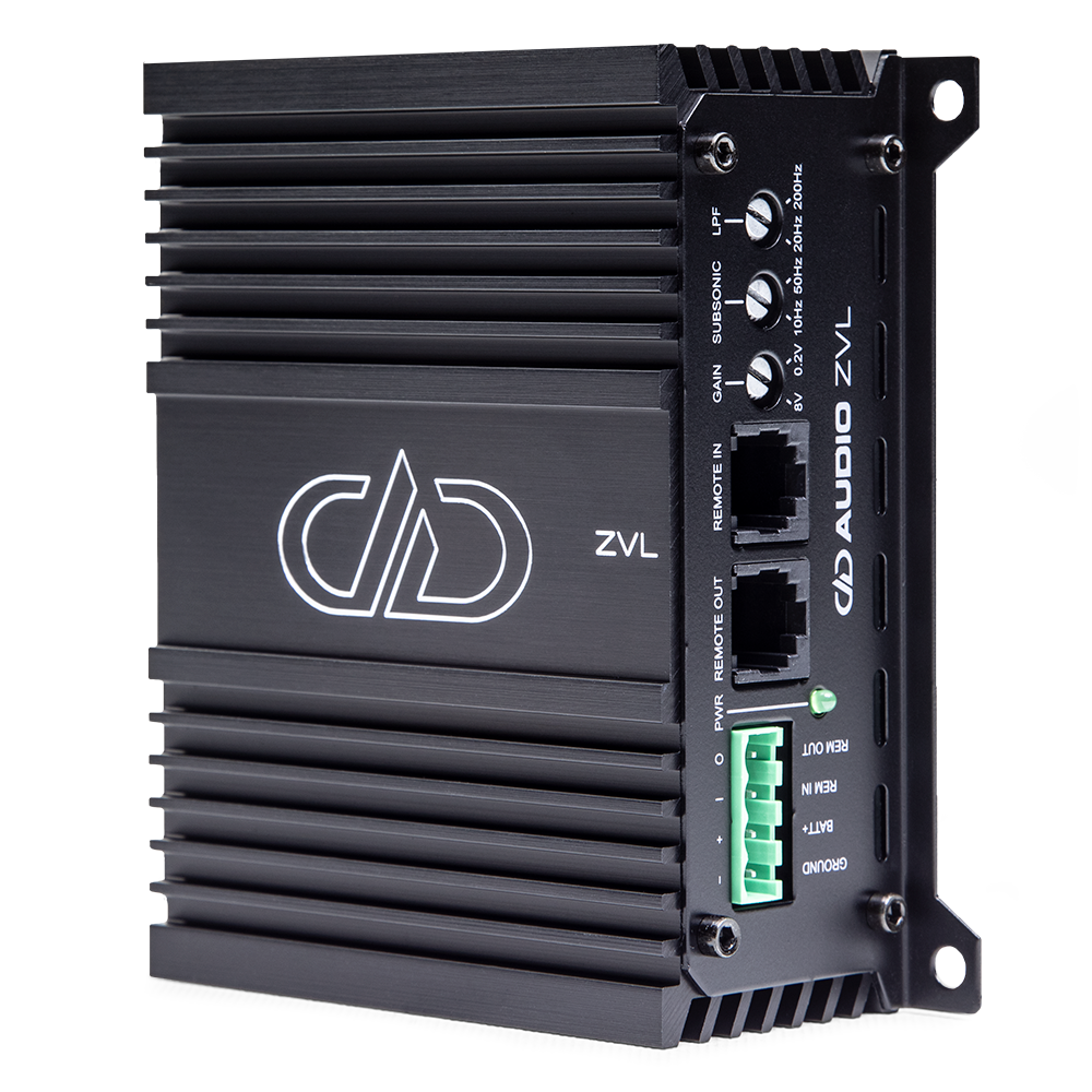 DD Audio ZVL Multi-Amp Sync Module - galinė panelė su jungtimis ir reguliatoriais