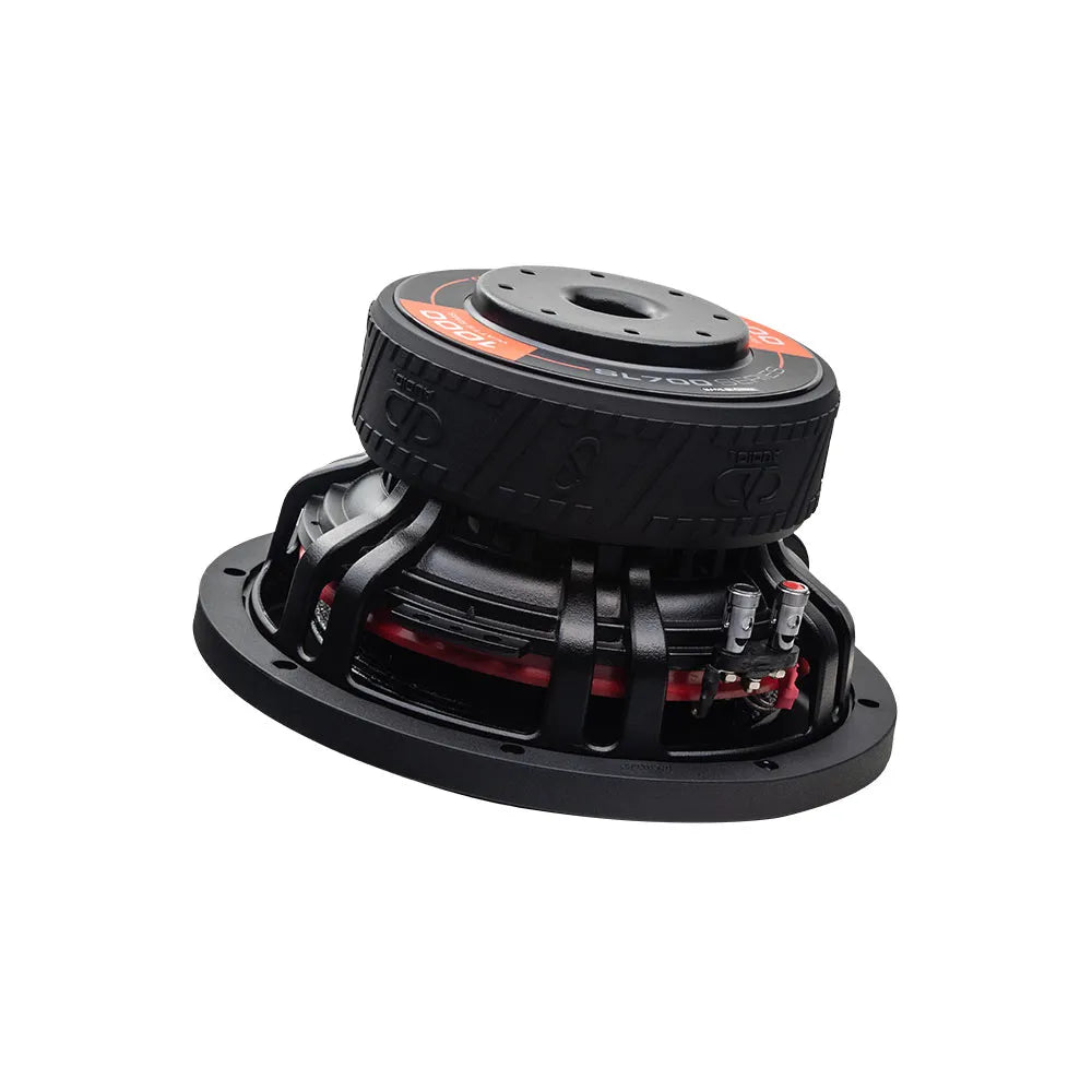 DD audio SL710-D2 - garsiakalbio jungtys ir raudonos detalės iš arti