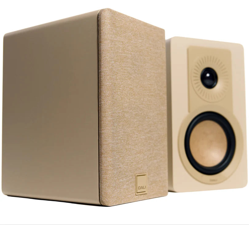 Dali KUPID, kompaktiškos 2- jų juostų Hi-Fi lentyninės garso kolonėlės