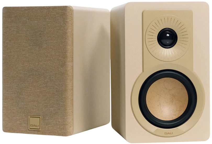 Dali KUPID, kompaktiškos 2- jų juostų Hi-Fi lentyninės garso kolonėlės