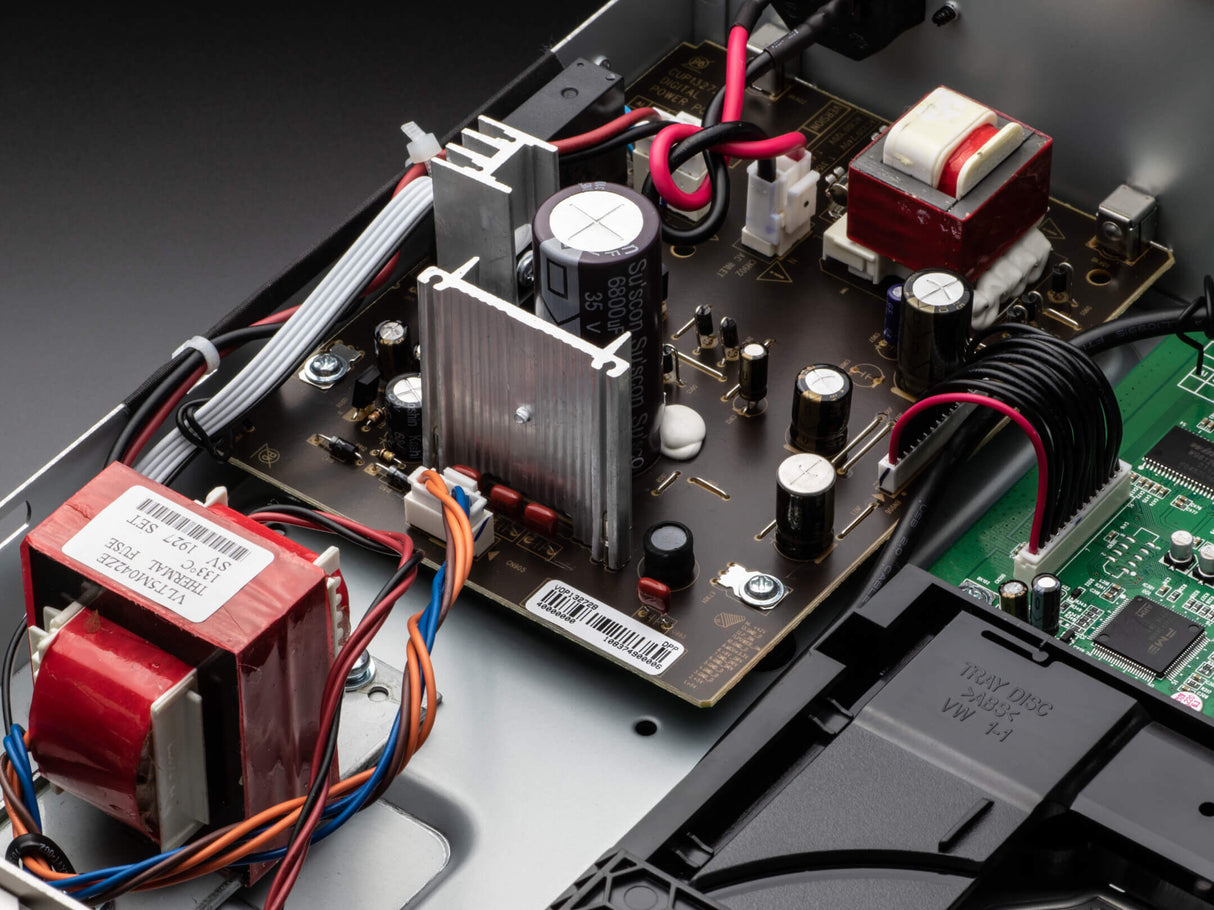 Denon DCD-900NE, CD grotuvas su USB