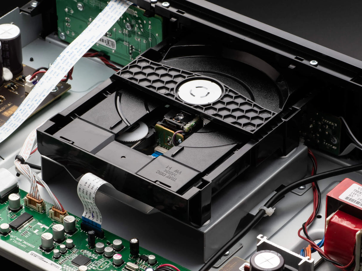 Denon DCD-900NE, CD grotuvas su USB