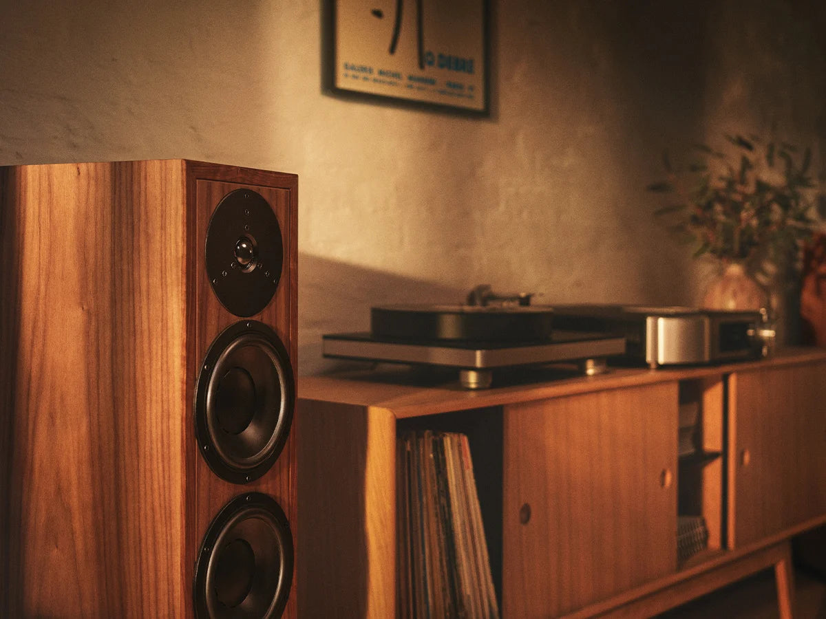 Dynaudio Contour Legacy, grindinės garso kolonėlės