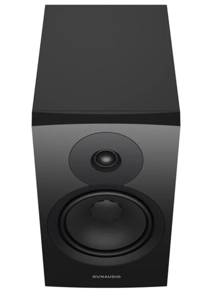 Dynaudio Emit 20, lentyninės garso kolonėlės - Priekinė dalis su garsiakalbiais ir logotipu