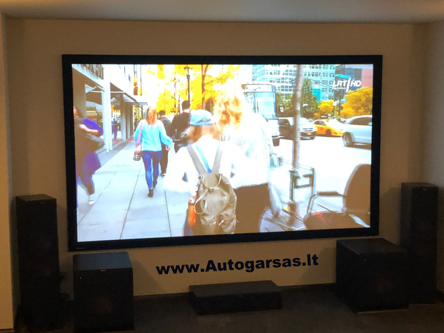Ekranas REFLECTA CineHome lux 332x187 cm Format 16:9