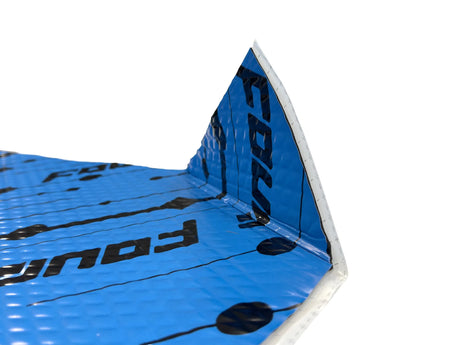 FOUR S3-BaseMat 3,0 MM 500*370 - Mėlynas paviršius su logotipu ir kraštas