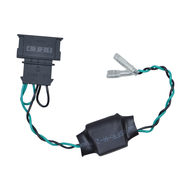 GROUND ZERO GZCS K-200VW - Jungties adapteris su laidais ir gnybtais