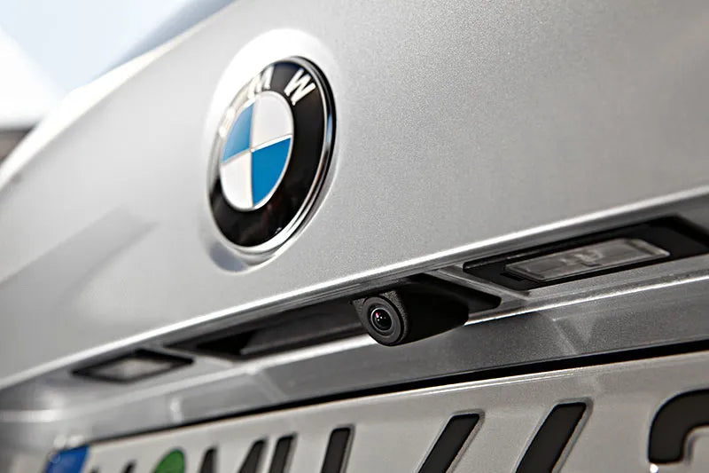 Galinio vaizdo kamerų montavimas