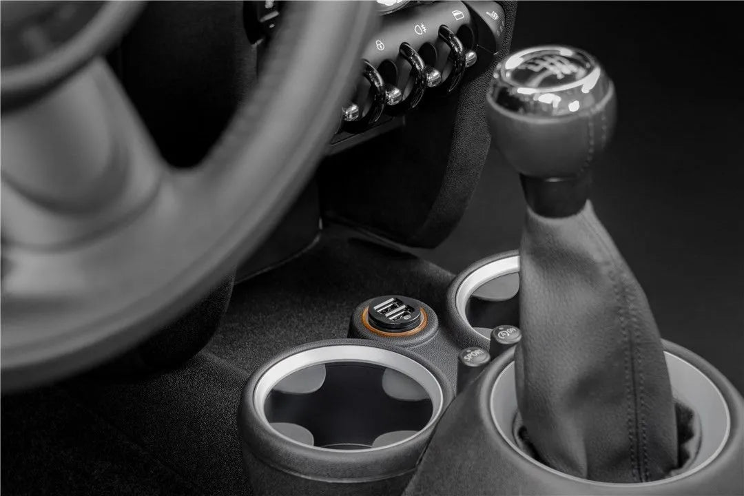 Goobay 3.4, Dvigubas USB įkrovimo adapteris automobiliui