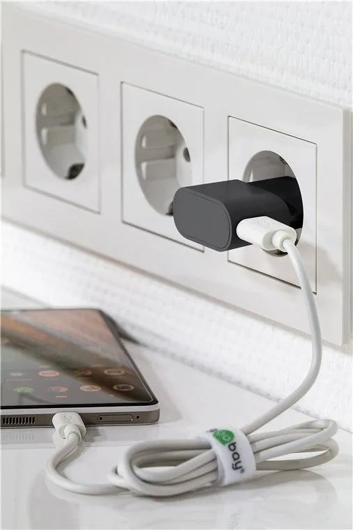 Goobay USB įkroviklis 1 A (5W) - Įjungtas į sieninį elektros lizdą su laidu