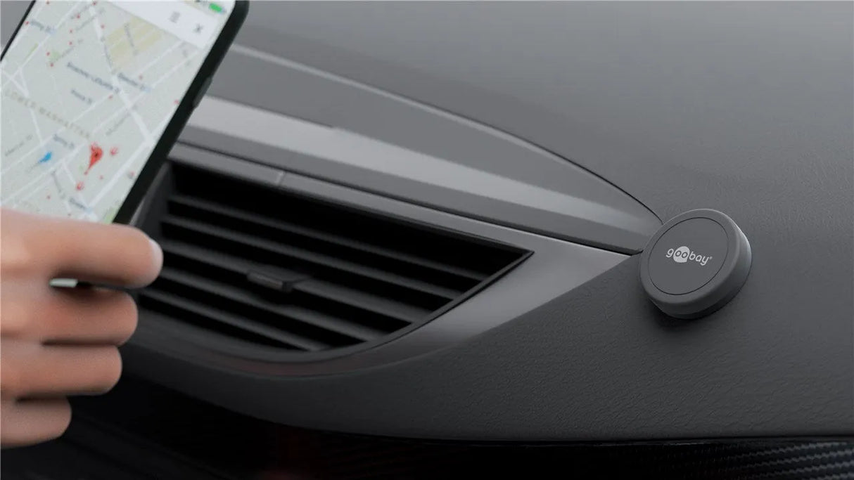 Goobay lipnus magnetinis telefono laikiklis, (Self-Adhesive), 62089 - laikiklis pritvirtintas prie automobilio panelės su telefonu