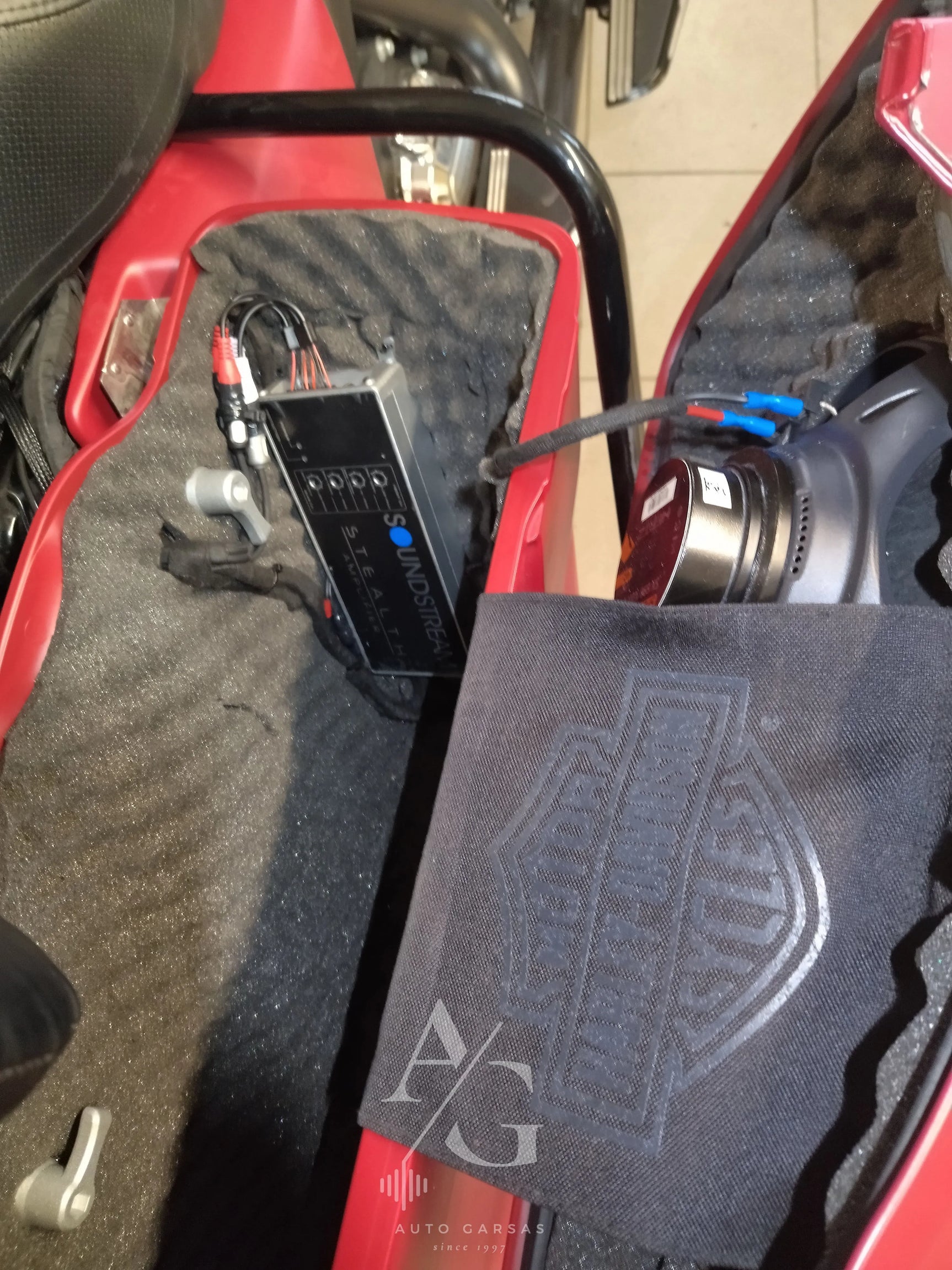 Harley Davidson Street Glide, garso aparatūra