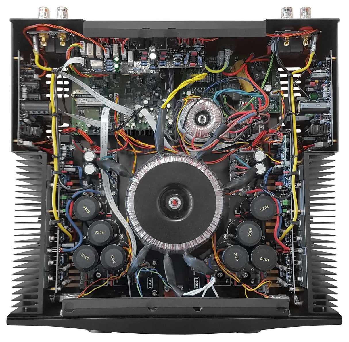 Hegel H390, integruotas garso stiprintuvas