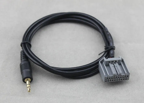 Honda AUX 3,5mm įėjimo adapteris per CD changer jungtį1,2m
