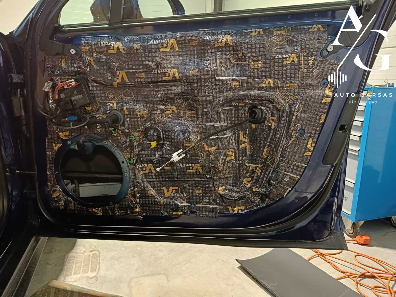 Porshe Panamera garso izoliacija, bei garso aparatūra
