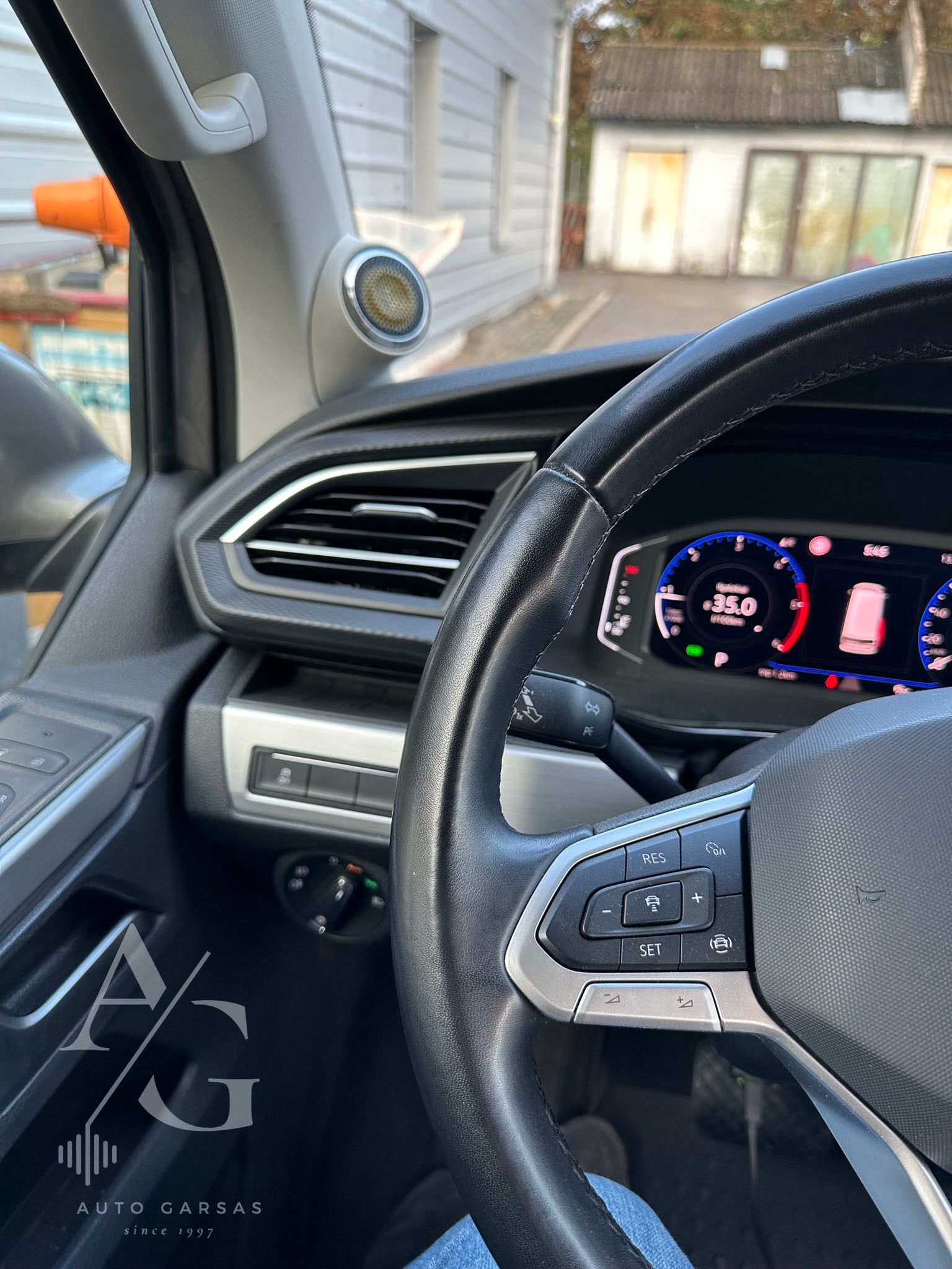 VW Multivan, garso aparatūra 2023m