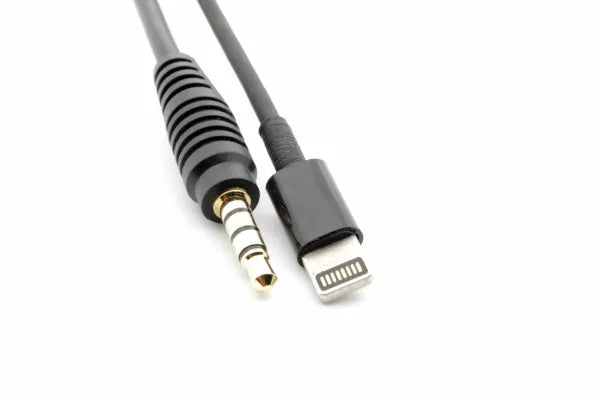 IPhone6-Audi MMI įėjimo adapteris magnetolai Audi nuo 2011 - 3.5mm jungtis ir Lightning jungtis